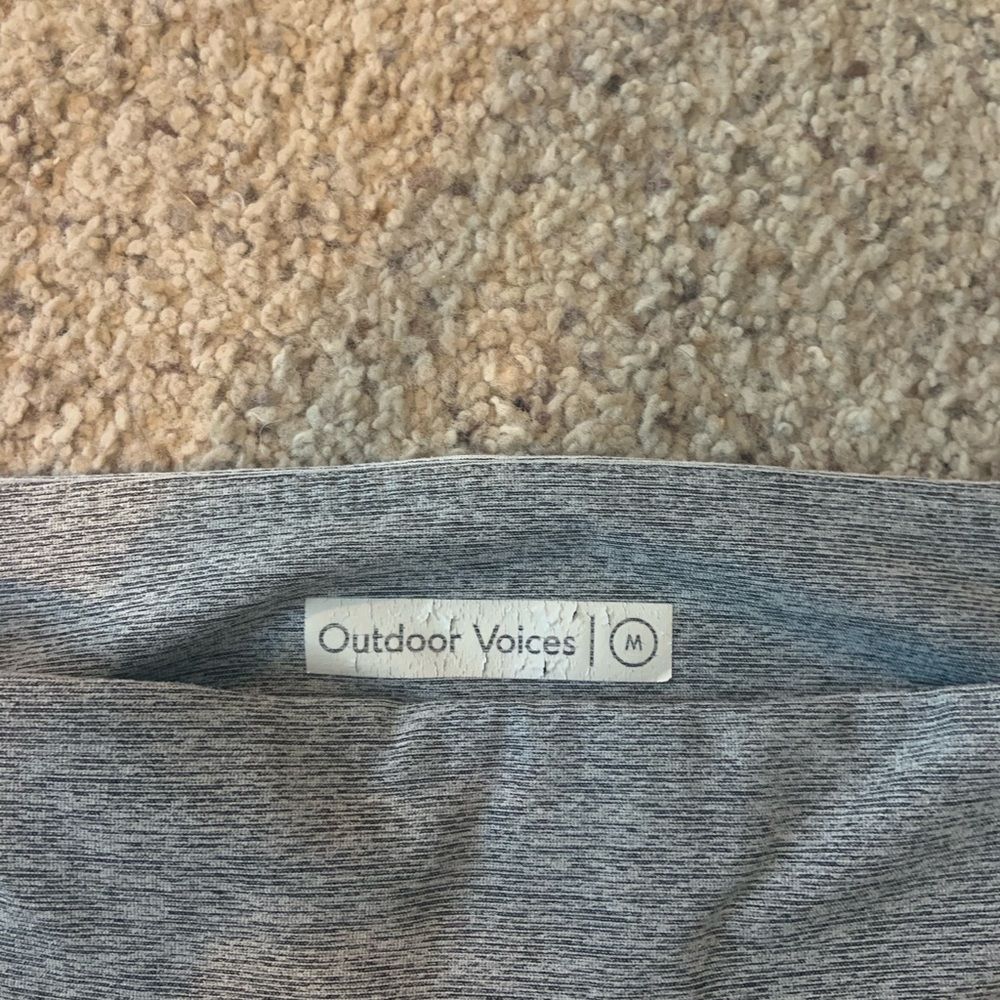 Outdoor Voices Dove/Ash 2 Toned Leggings - Picture 3 of 5